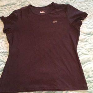 Black Under Armour shirt